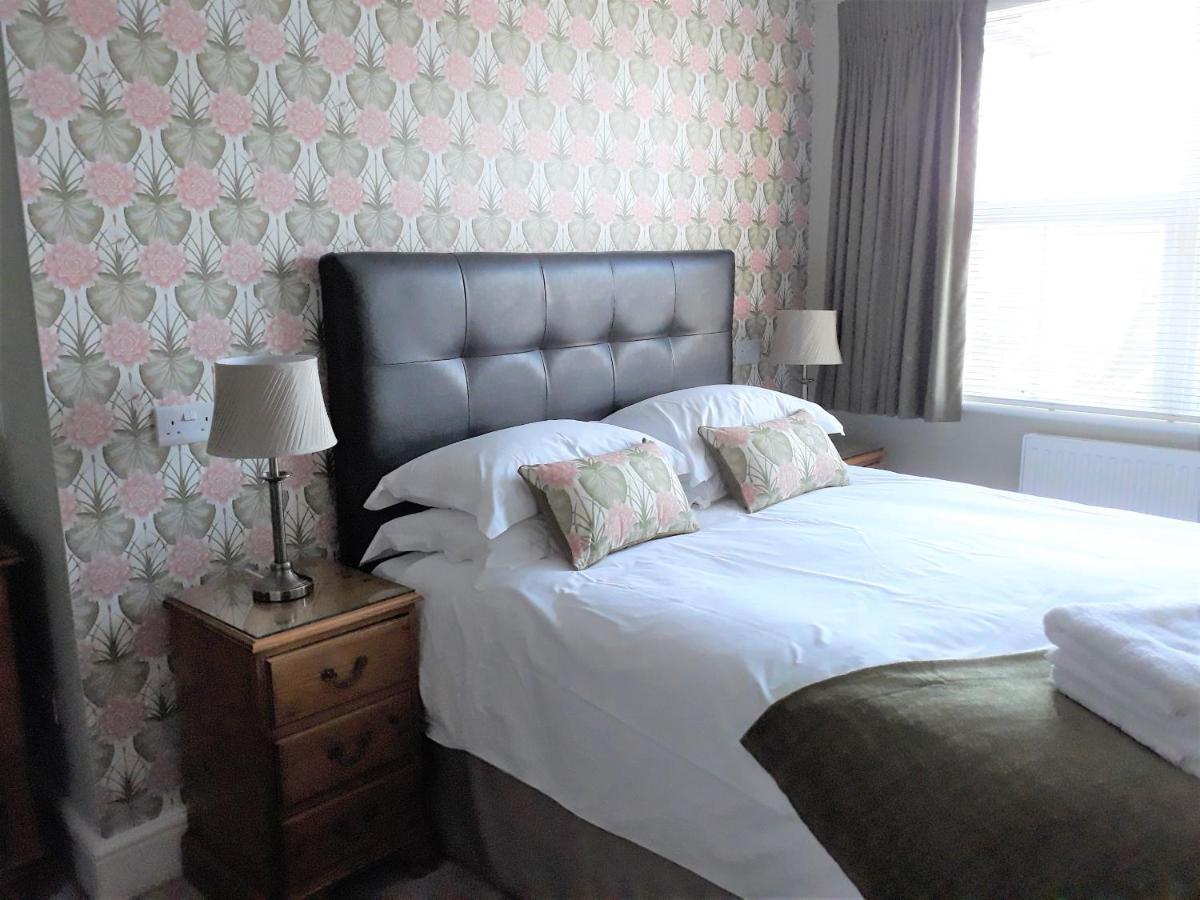 Breakers Bed And Breakfast Eastbourne Exterior foto