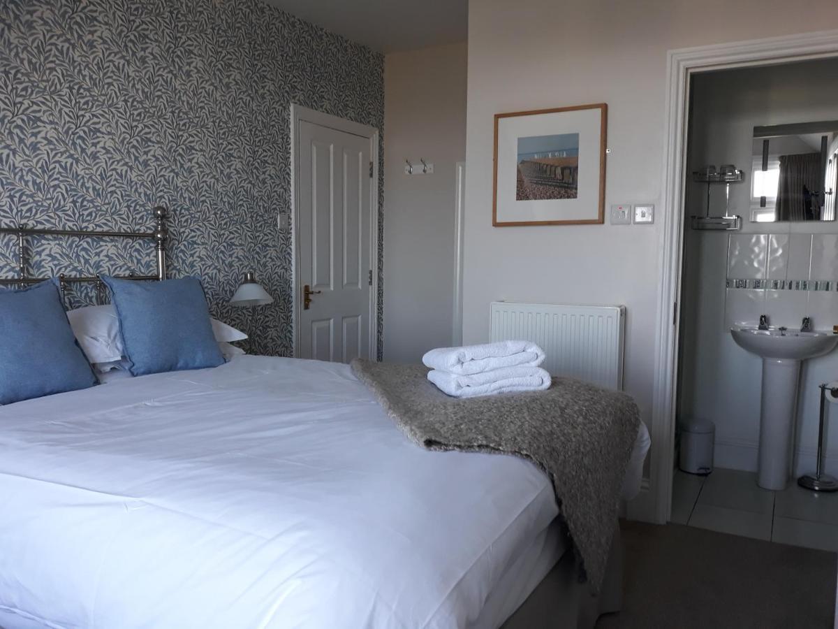 Breakers Bed And Breakfast Eastbourne Exterior foto